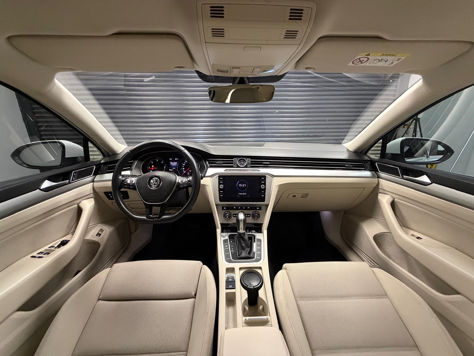 VOLKSWAGEN PASSAT 15